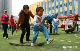 斯内德：德荷球星出国踢球有适应问题，维尔茨需加速证明自己